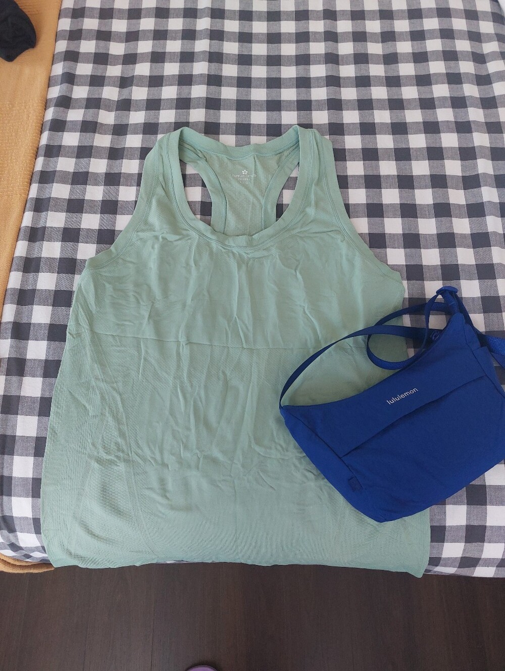 NWOT Tuff Athletics Women Tank Top Size L Mint Green
